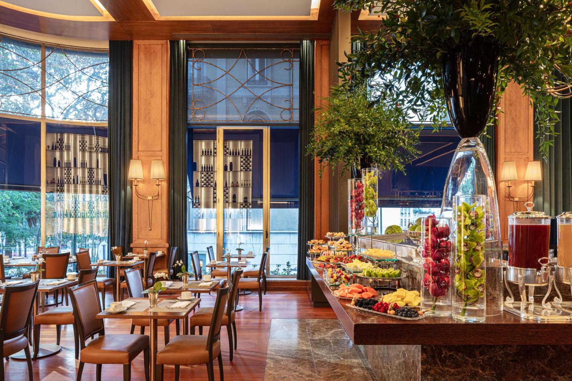 티볼리 아베니다 리베르다데 더 리딩 호텔 오브 더 월드 리스본 외부 사진 The restaurant